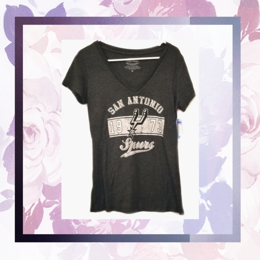 🆕🏀 San Antonio Spurs women's t-shirt 🏀